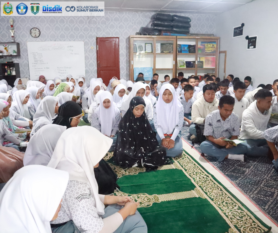  Awali Hari dengan Bersyukur, SMAN 1 Kabanjahe Gelar Ibadah Pagi Serentak di Lapangan dan Mushola