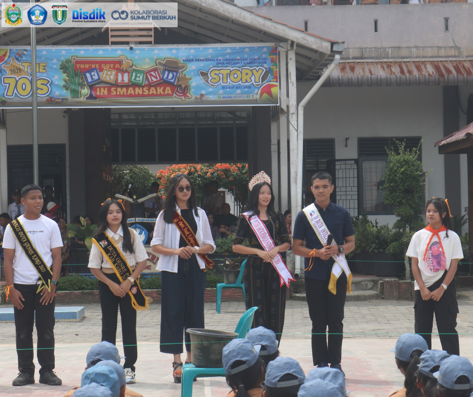 Membuka Gerbang Kreativitas, Smansaka Gelar Demo Organisasi Sambut Siswa Baru Kelas 10