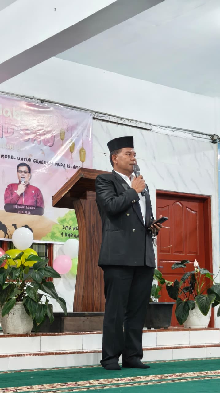 Awali Hari dengan Doa: Siswa SMAN 1 Kabanjahe Laksanakan Ibadah Pagi Serentak dan Peringatan Maulid Nabi